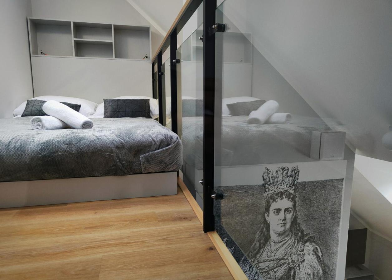 Hugo Vip Apartments Krakow Bagian luar foto