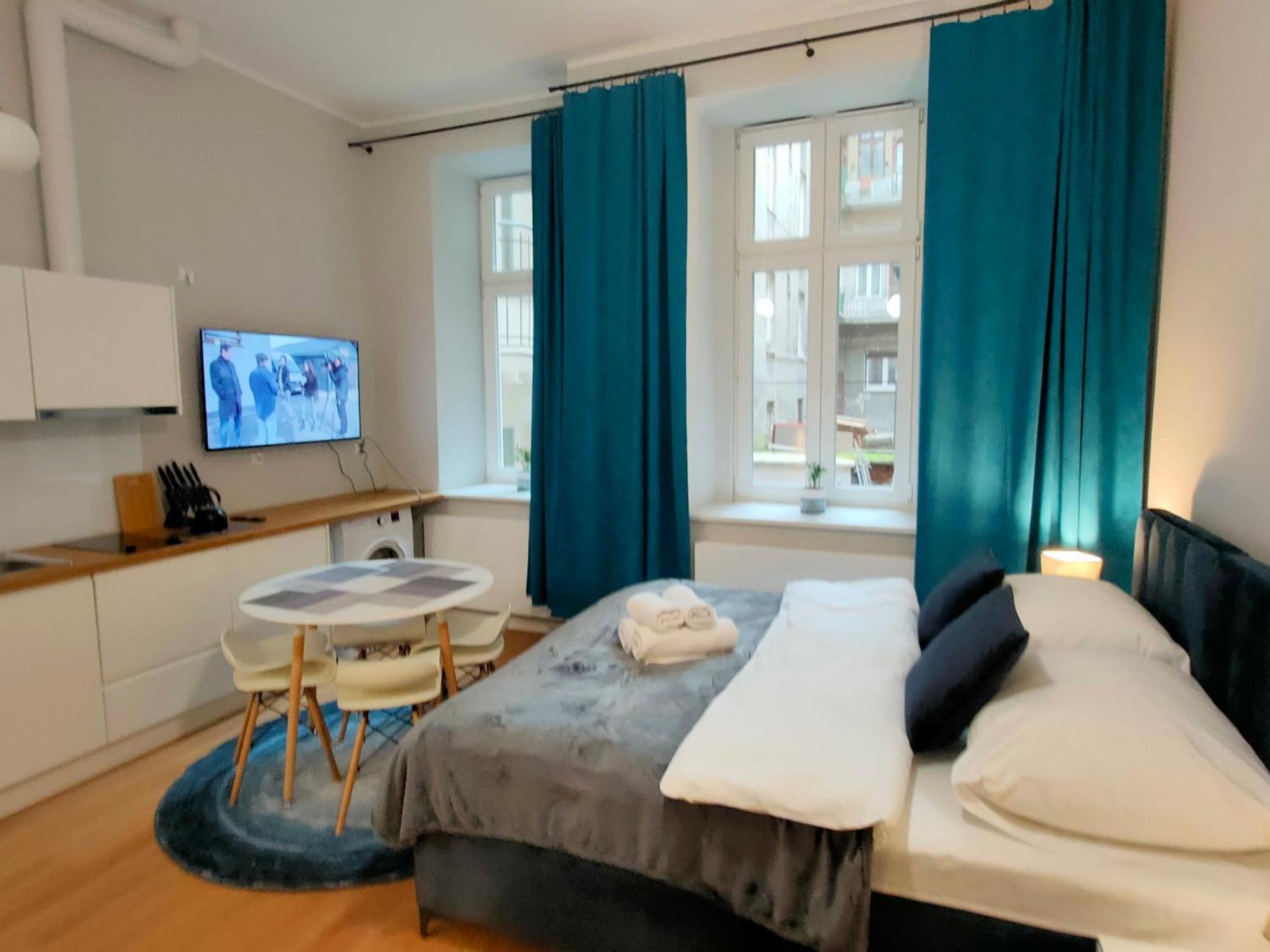 Hugo Vip Apartments Krakow Bagian luar foto
